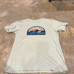 PATAGONIA
Men's Boardie Badge Organic Cotton T-Shirt size S GUc